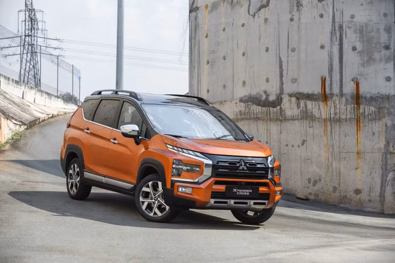 Người tiêu dùng Việt ngày càng ưa chuộng những dòng xe gầm cao như SUV và MPV.