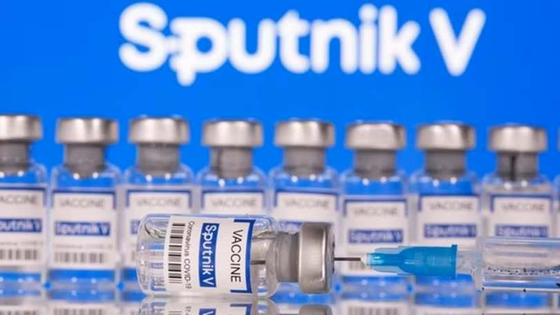 Vimedimex vay hạn mức tín dụng hơn 98 triệu USD để nhập khẩu vaccine Hayat-Vax và Sputnik-V (Ảnh: Internet)