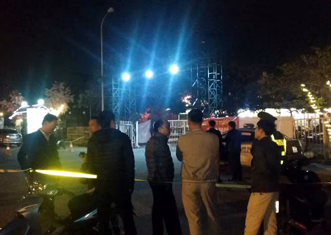 Công bố đặc điểm nhận dạng nghi phạm cứa cổ tài xế taxi tại Mỹ Đình ảnh 2 Cong bo dac diem nhan dang nghi pham cua co tai xe taxi tai My Dinh hinh anh 2