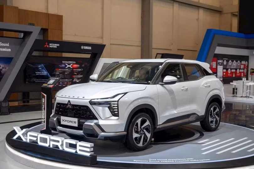 Xforce trắng đẹp.jpeg