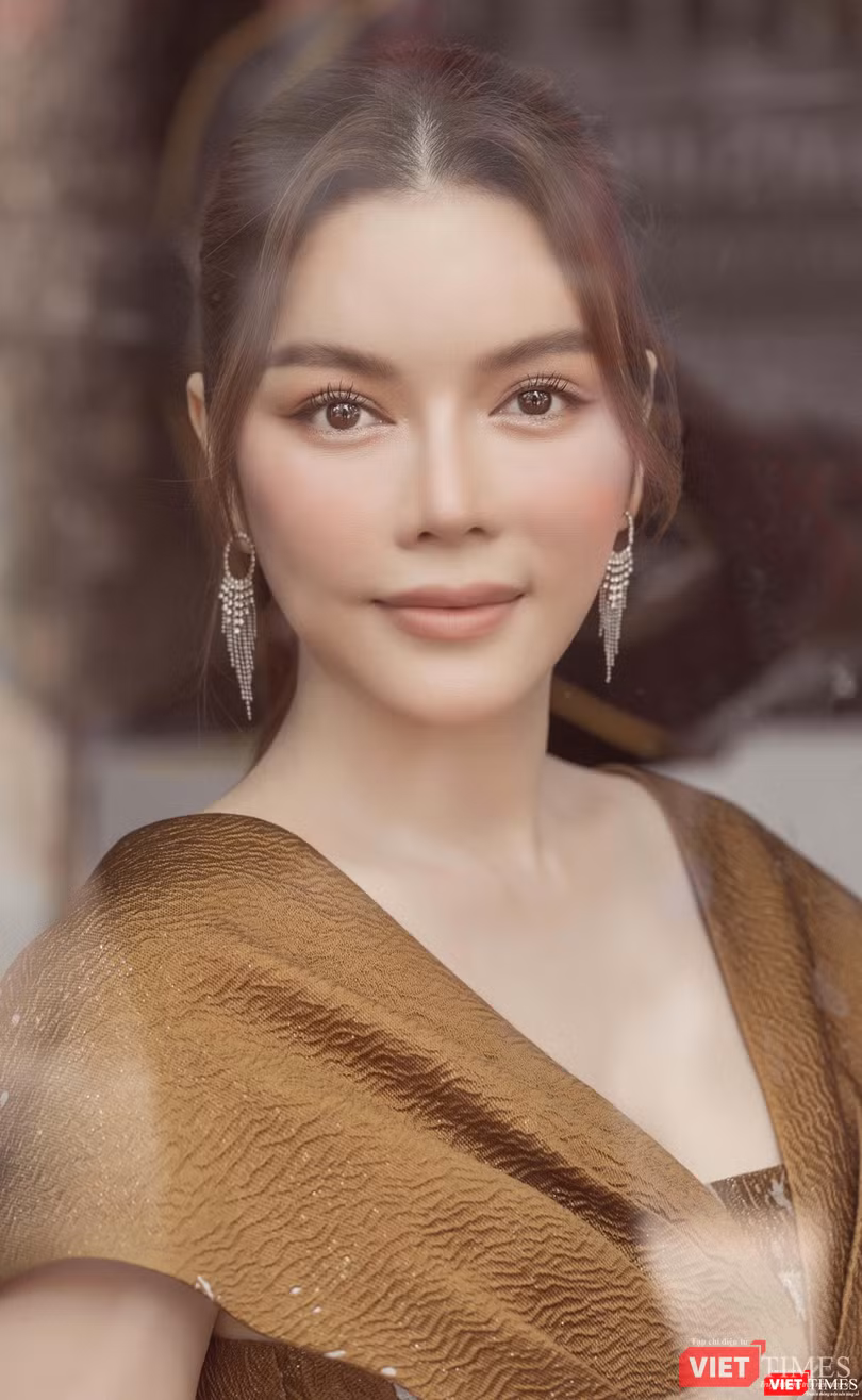Lý Nhã Kỳ trải lòng về quyết định chi số tiền khủng và trở thành nhà sản xuất Lý Nhã Kỳ trải lòng về quyết định chi số tiền khủng và trở thành nhà sản xuất