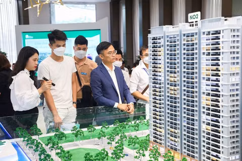 Hết thời hạn ưu đãi, người mua nhà đau đầu vì lãi suất thả nổi tăng