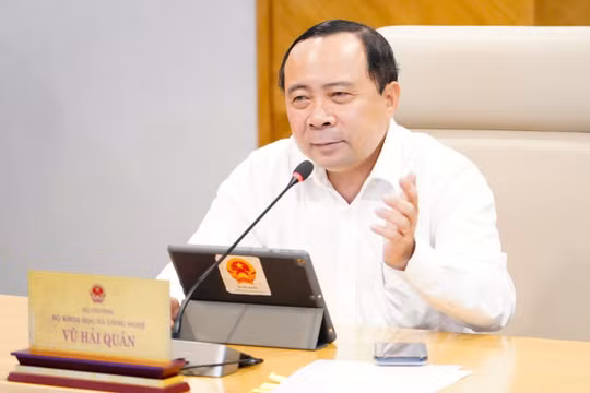 Bộ trưởng Vũ Hải Quân chủ trì buổi làm việc. Ảnh: M.H.