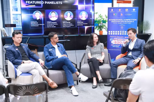 Phiên tọa đàm chuyên sâu trong khuôn khổ phát động cuộc thi Data For Life tại Singapore quy tụ nhiều startup và doanh nghiệp theo dõi. Ảnh: C06.
