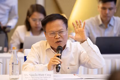TS Nguyễn Đình Cung, nguyên Viện trưởng Viện Nghiên cứu quản lý Trung ương. Ảnh XM.