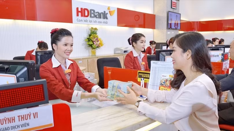  HDBank: Lợi nhuận 9 tháng vượt 14.800 tỷ đồng, tiếp tục dẫn đầu về tỷ suất lợi nhuận