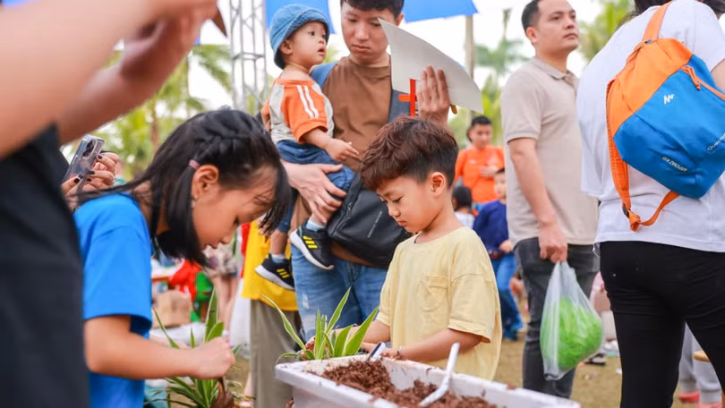 Sống lại tuổi thơ cùng “Lễ hội mùa hè Eco Central Park 2025”