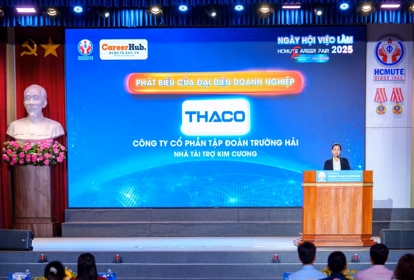 Bà Võ Thị Thanh Nga - Phó Giám đốc Ban Nhân sự THACO phát biểu tại chương trình