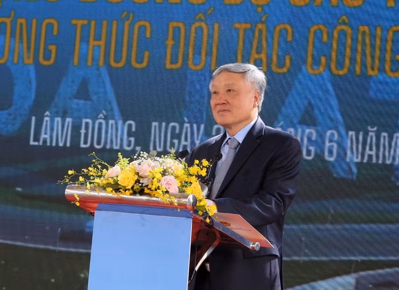 PTT Nguyễn Hoà Bình.JPG
