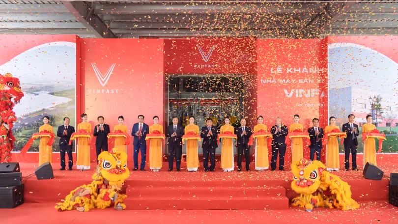 Vinfast khánh thành nhà máy sản xuất ô tô điện Hà Tĩnh 