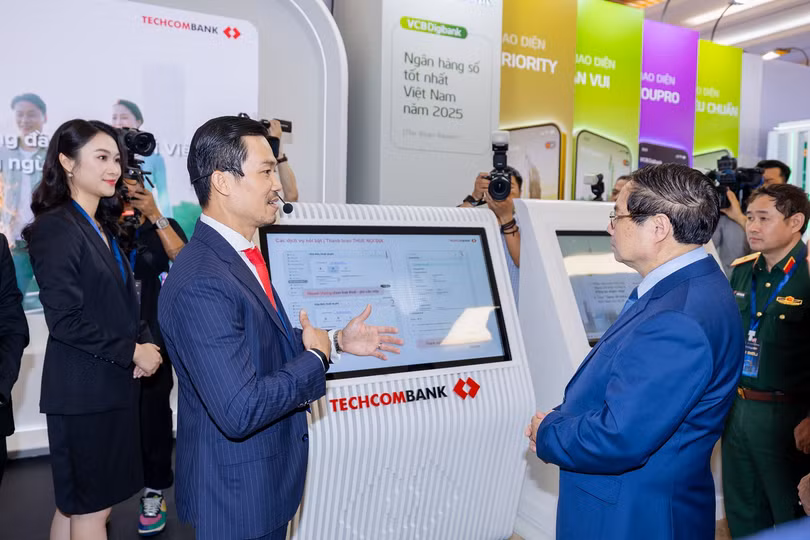 Ông Phan Thanh Sơn, Phó TGD Techcombank chia sẻ về những giải pháp thanh toán đột phá của ngân hàng (1).jpg