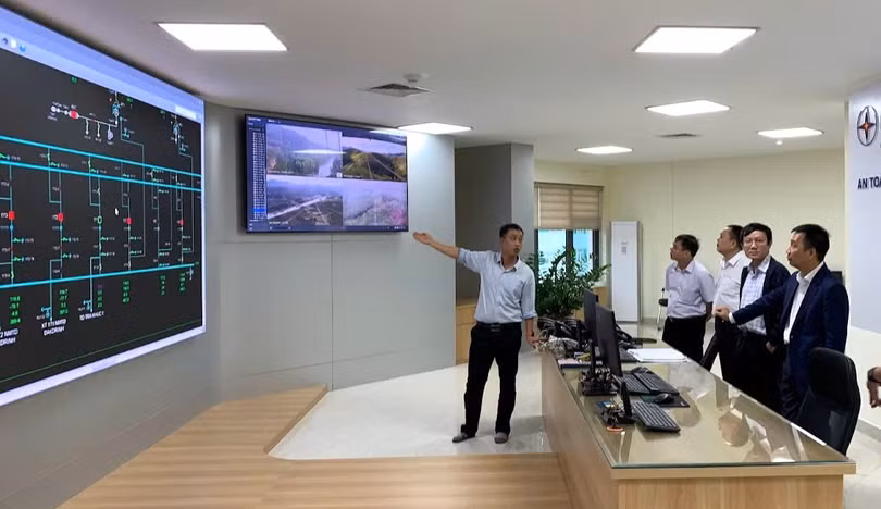 1-ong-tung-20241030045253234.jpg