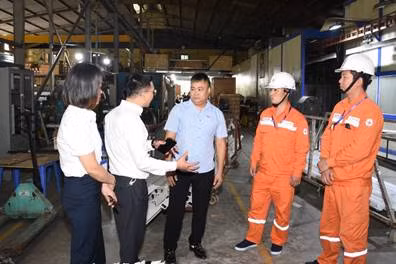 EVNHANOI cũng phối hợp chặt chẽ với các đơn vị sản xuất để nắm bắt kế hoạch hoạt động, kịp thời điều chỉnh phương án cấp điện phù hợp