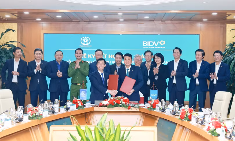 Ký kết 1.JPG