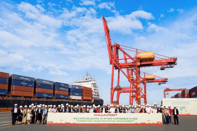 Các doanh nghiệp tham quan, trải nghiệm thực tế hạ tầng cảng biển quốc tế Chu Lai