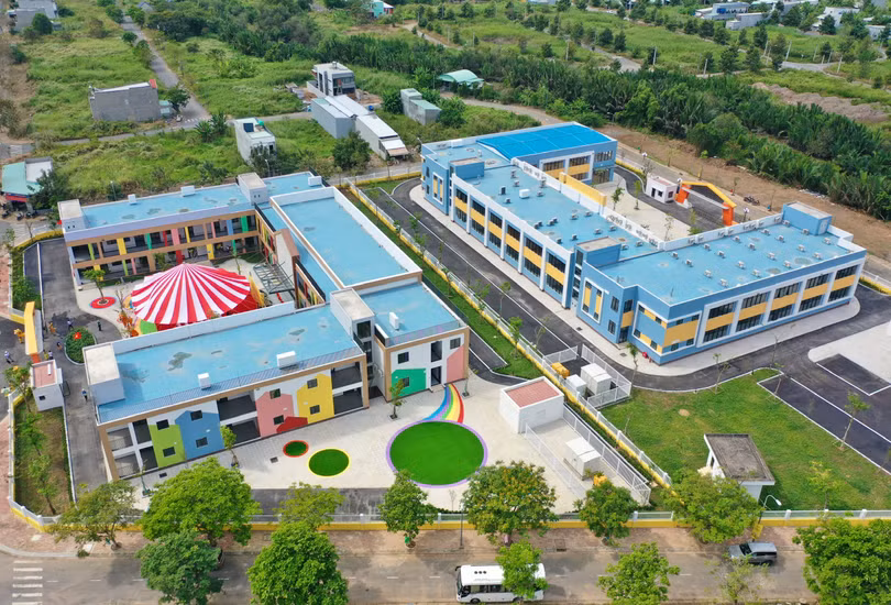 Ảnh 5_Toàn cảnh trường mầm non, tiểu học Khu tái định cư Thái Sơn.jpg
