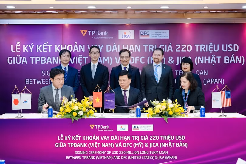 14.1.2025 KÍ KẾT KHOẢN VAY-99.jpg