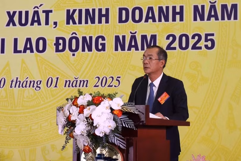 ong-trinh-van-tue-cropped.jpg