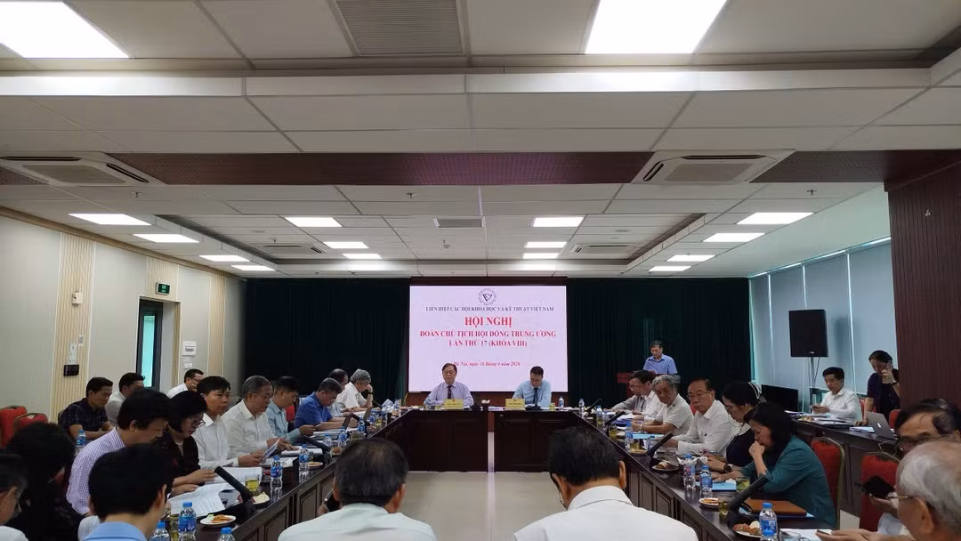 Phát huy trí tuệ đội ngũ trí thức trước yêu cầu phát triển khoa học, công nghệ