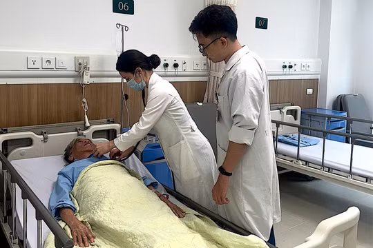 Cuộc chiến với ung thư bớt nhọc nhằn khi bệnh viện ở gần nhà