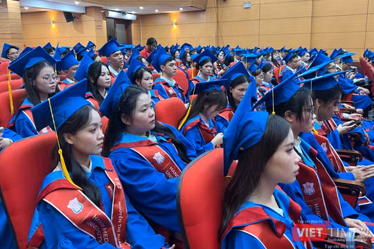 Khóa bác sĩ "đặc biệt" của Trường Đại học Y Hà Nội: 6 năm trưởng thành qua đại dịch 