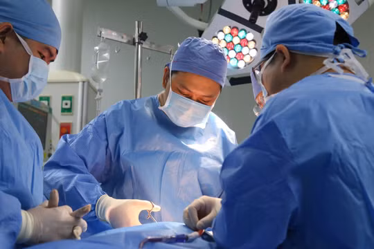 Kỹ thuật thay khớp vai mới mang tới hy vọng cho bệnh nhân trẻ tuổi