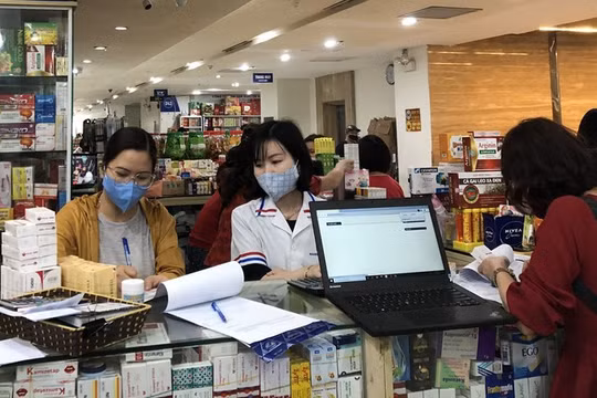 Cử tri Lâm Đồng đề nghị mạnh tay với hàng giả, Bộ Y tế lên tiếng