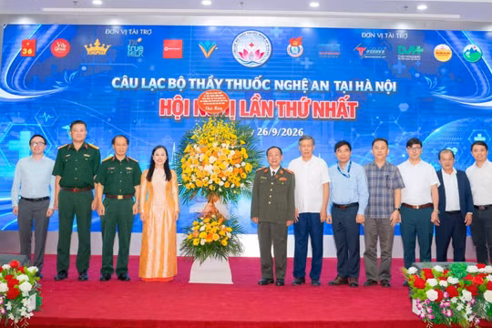 Hơn 400 thầy thuốc Nghệ An ở Hà Nội chung sức vì quê nhà