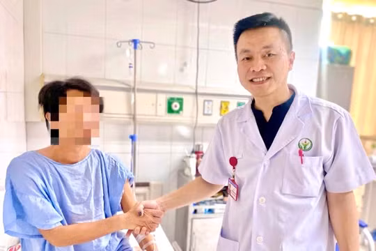Ca phẫu thuật lần đầu thực hiện ở Việt Nam, thế giới chưa có phác đồ điều trị