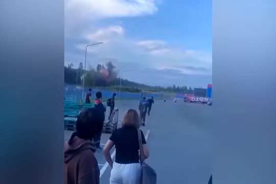 Công nhân Nga tháo chạy khỏi kho hàng của Ozon ngay trước đòn không kích của Ukraine