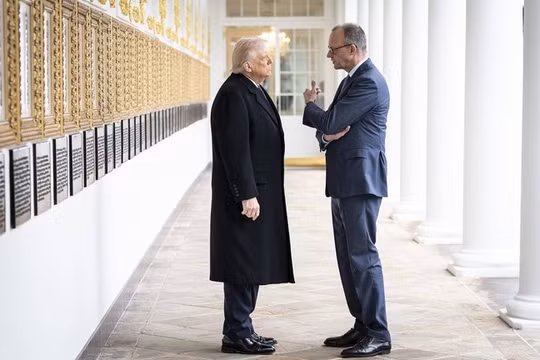 Tổng thống Mỹ Donald Trump (trái) và Thủ tướng Đức Friedrich Merz hội đàm tại Washington, DC, Mỹ, ngày 3/3. Ảnh: Getty.