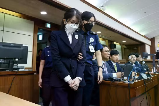 Bà Kim Keon-hee, cựu Đệ nhất phu nhân Hàn Quốc, đã đến dự phiên điều trần đầu tiên về các cáo buộc tham nhũng tại Tòa án Quận Trung tâm Seoul vào tháng 9/2025. Ảnh: Getty.