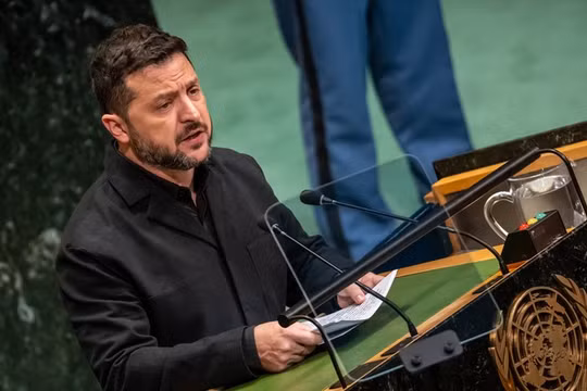 Tổng thống Volodymyr Zelensky tiết lộ việc bí mật chuyển giao hai tù binh Triều Tiên bị bắt tại Nga tại LHQ. Ảnh: Getty.