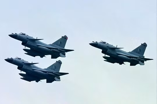 Không quân Pakistan sở hữu các máy bay chiến đấu J-10C do Trung Quốc sản xuất. Ảnh: AFP.
