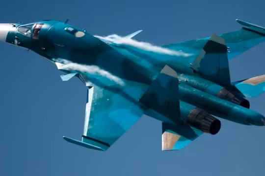 Máy bay Su-34M với ăng-ten mới dự kiến ​​sản xuất vào giữa năm 2025. Ảnh: MW.