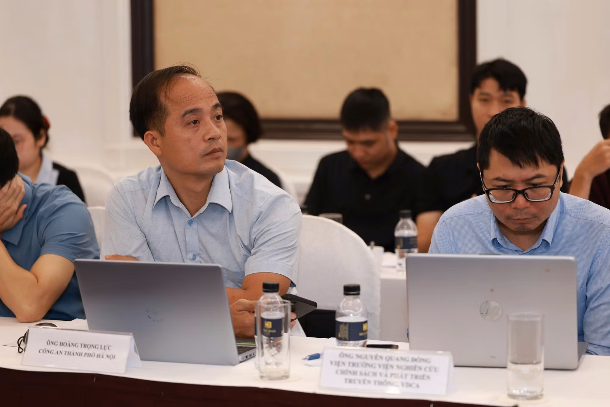 Tham dự Tọa đàm có đại diện Công an Hà Nội và nhiều chuyên gia.