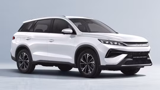 BYD Sealion 5 thuộc phân khúc SUV hạng C, có kích thước tổng thể nhỉnh hơn Mazda CX-5. Ảnh: BYD.