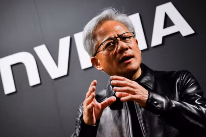 CEO Nvidia Jensen Huang: "AI tạo ra nhiều công việc có mức lương trên 100.000 USD/năm, không nhất thiết phải có bằng đại học". Ảnh: Reuters.