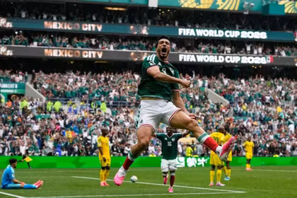 Trận khai mạc World Cup 2026 kết thúc với chiến thắng 2-0 của đội chủ nhà Mexico trước Nam Phi. Ảnh: Sohu.