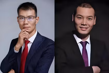 Hai anh em chủ nhân Mixue Trương Hồng Siêu (trái) và Trương Hồng Phủ. Ảnh: Thepaper.