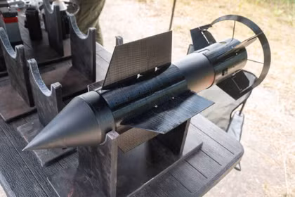 Bom dẫn đường mới "Firefly" dùng cho UAV do Ukraine phát triển. Ảnh: Wforum.