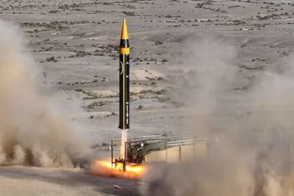 Tên lửa siêu vượt âm Kheibar Shekan được Iran sử dụng trong các đợt tấn công mới nhất vào Israel. Ảnh: AR.
