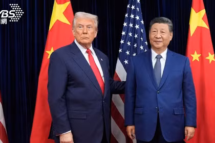 Chủ tịch Trung Quốc Tập Cận Bình và Tổng thống Mỹ Donald Trump trong chuyến thăm Trung Quốc tháng 11/2017. Ảnh: TVBS.