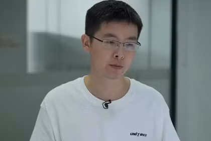 Trong khi giá trị vốn hóa của Unitree Robotics bốc hơi mạnh, CEO Vương Hưng Hưng lại chịu những thị phi về quản trị nội bộ. Ảnh: Sohu.