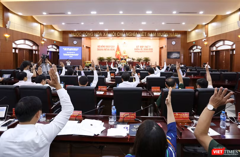 Tại Kỳ họp thứ 7, HĐND TP Đà Nẵng khóa IX, các đại biểu đã thông qua nhiều nội dung quan trọng, tác động mạnh mẽ đến định hướng phát triển của Đà Nẵng trong thời gian tới.