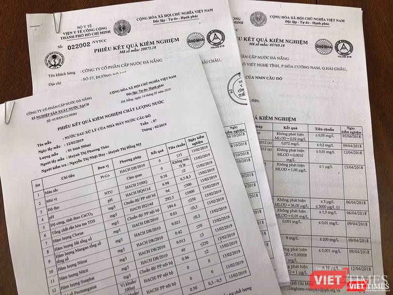 Theo đại diện Dawaco, chất lượng nước sinh hoạt cung cấp cho người dân đàm bảo tiêu chuẩn về nước sinh hoạt và được kiểm soát chất lượng tự động hàng giờ Theo đại diện Dawaco, chất lượng nước sinh hoạt cung cấp cho người dân đàm bảo tiêu chuẩn về nước sinh hoạt và được kiểm soát chất lượng tự động hàng giờ