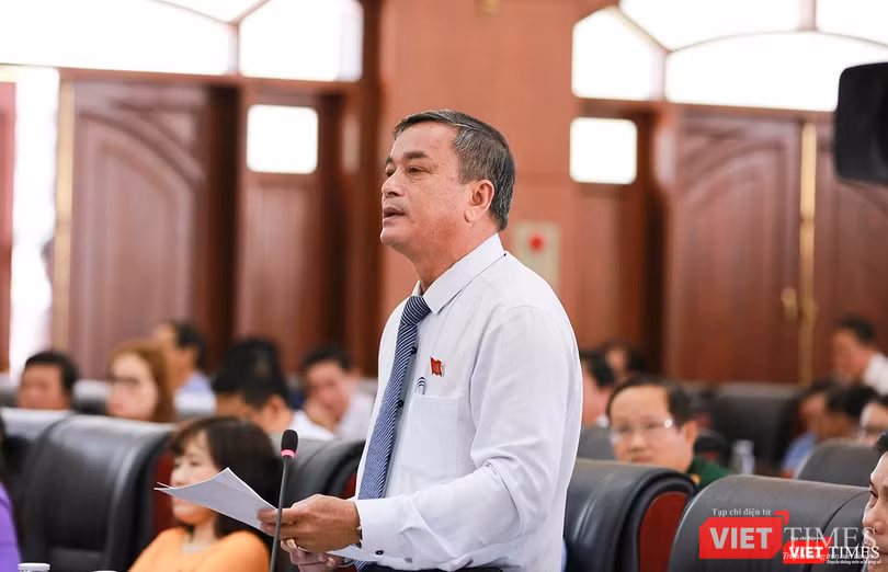 Đại biểu chất vấn Giám đốc Công an TP Đà Nẵng về công tác phòng chống tội phạm trên địa bàn TP Đại biểu chất vấn Giám đốc Công an TP Đà Nẵng về công tác phòng chống tội phạm trên địa bàn TP