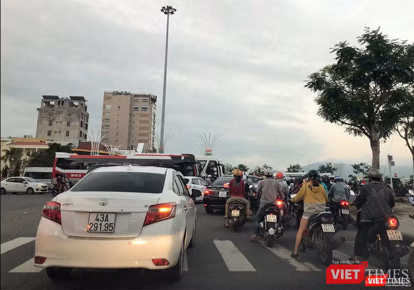 Đà Nẵng đang giải bài toán giao thông liên quan đến loại xe khách trên 30 chỗ ngồi