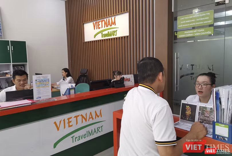 Nhân viên kinh doanh dành thời gian trực fanpage của doanh nghiệp nhiều hơn so với trước sau dịch COVID-19