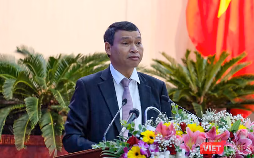 Ông Hồ Kỳ Minh – Phó Chủ tịch UBND TP Đà Nẵng báo cáo kịch bản kinh tế Đà Nẵng năm 2021